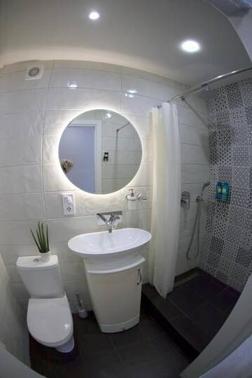 Фото номера Апартаменты с 1 спальней Апартаменты Superb Studio near airport Kiev (Zhuliany) г. Киев 26