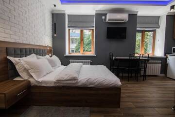 Фото номера Апартаменты Делюкс Апартаменты LUX Apartment near Arena City г. Киев 23