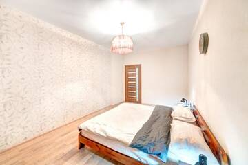 Фото номера Апартаменты с 2 спальнями Апартаменты Three bedroom apartment on Lybidska г. Киев 17