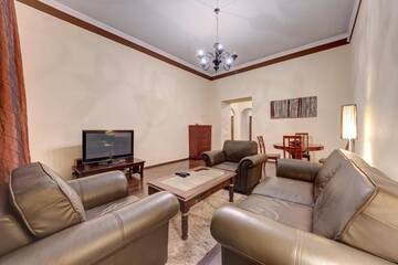 Фото номера Апартаменты с 3 спальнями Апартаменты Four bedroom apartment near the NSC Olympic г. Киев 32