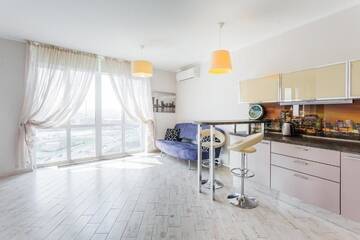 Фото номера Апартаменты с 1 спальней Апартаменты Cozy apartment panoramic window at riderside г. Киев 20