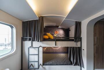 Фото номера Кровать в общем 4-местном номере для мужчин и женщин Хостелы Metro Hostel г. Киев 10