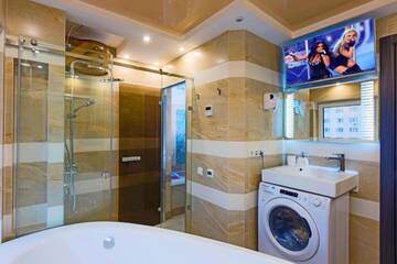 Фото номера Апартаменты с 2 спальнями Апартаменты Hammam , big Jacuzzi ,Sauna , 2 bedroom , Khrechatik г. Киев 80